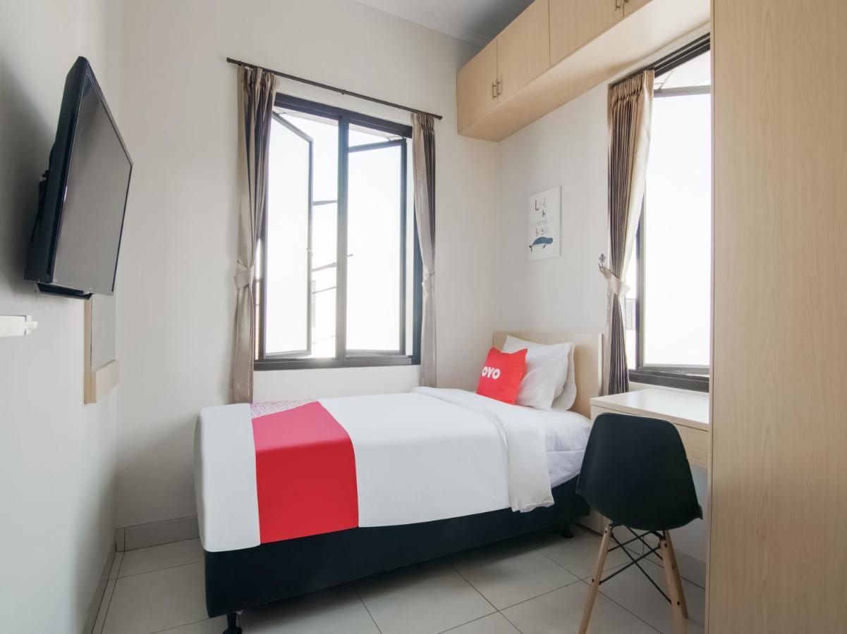 Oyo 3824 Columbus Residence J1 Telukjambe 외부 사진