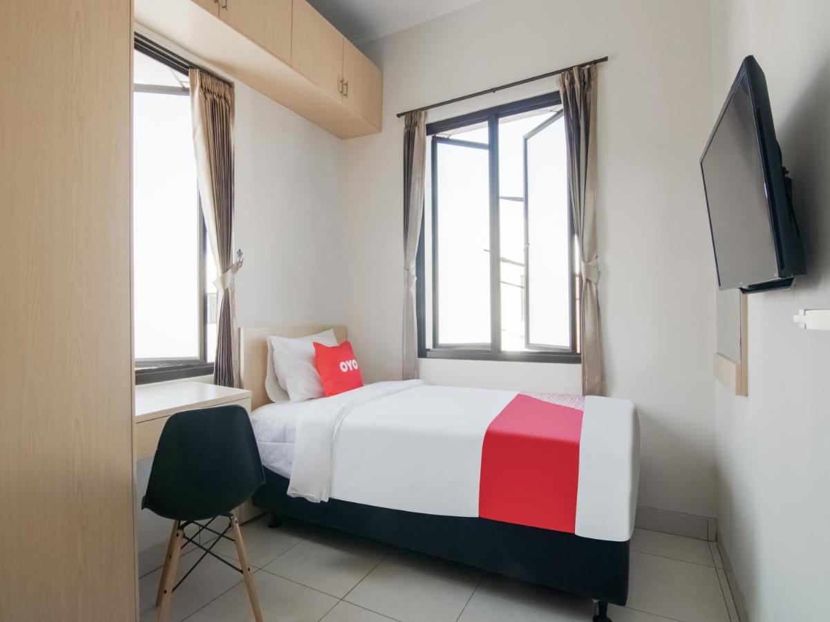 Oyo 3824 Columbus Residence J1 Telukjambe 외부 사진