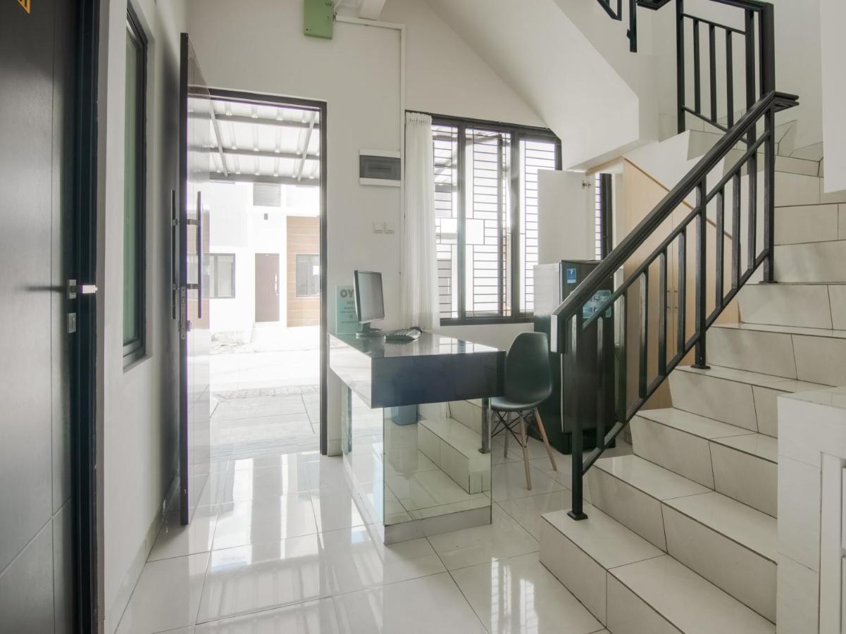 Oyo 3824 Columbus Residence J1 Telukjambe 외부 사진
